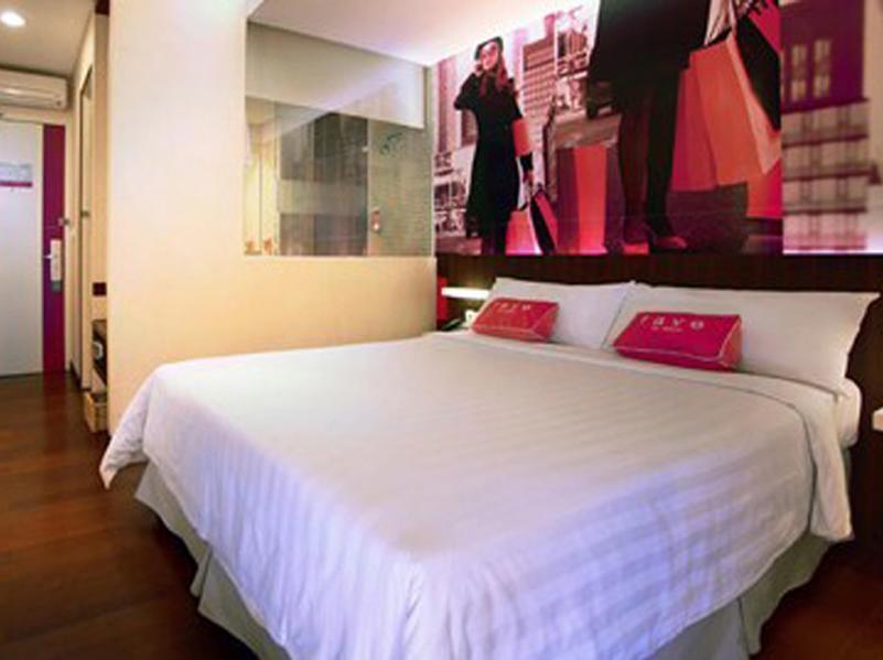 California Hotel Jakarta Extérieur photo